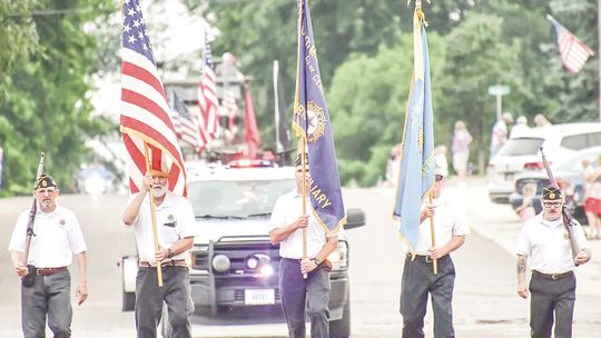 Clay Center, Deweese celebrate the 4th of July in style Saturday