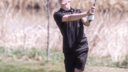 Smith fires 5-under 67 to win SC Invite