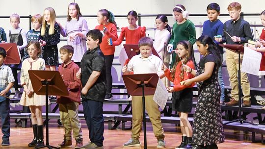 Sutton Elementary hosts Christmas concert Monday