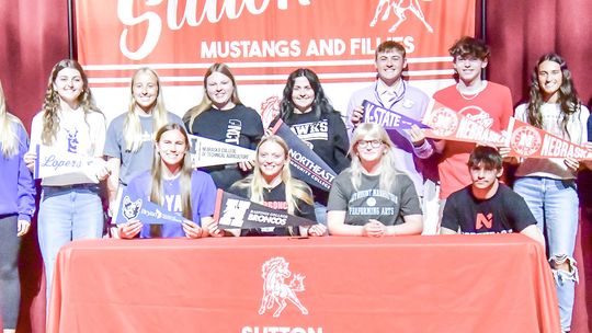 Sutton’s 2026 seniors sign academic letters of intent