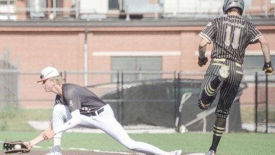 Sutton Seniors split with Malcolm, Fairbury
