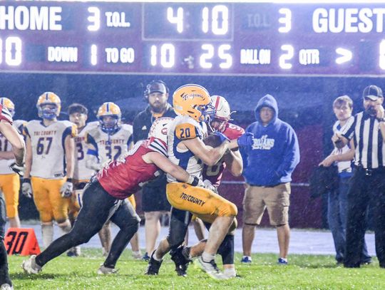 Cougars roll past Trojans 48-8