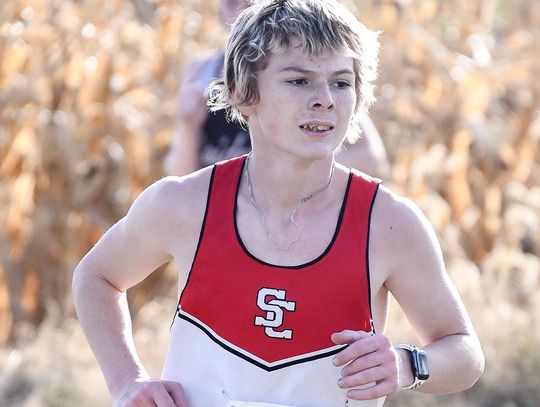 Frazier wraps up freshman season for SC boys cross country