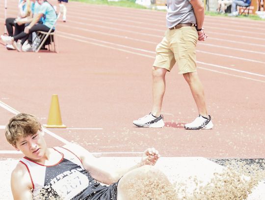 Huxoll is 6th in Class C long jump, finishes 7th in triple jump