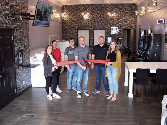 Lucky Laundry and Tan opens in Sutton