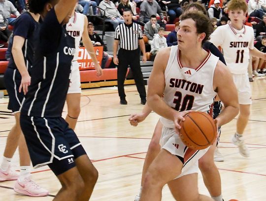 Mustangs split with Cross County, Centennial to move to 7-4 on the year