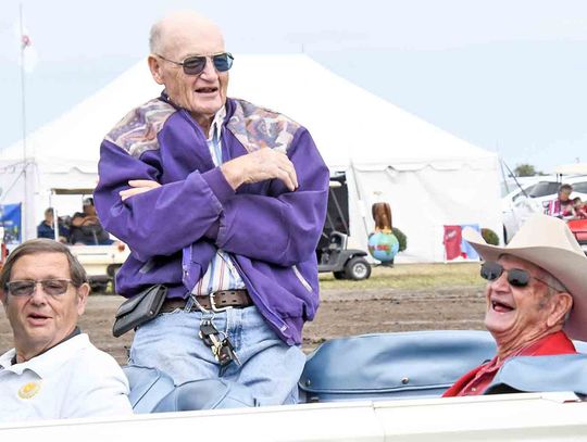 Old Trusty names 3 as grand marshal