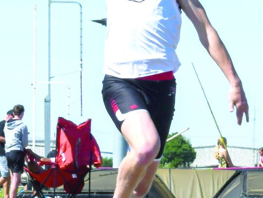 Relays, throwing events guide Sandy Creek boys in Geneva May 7
