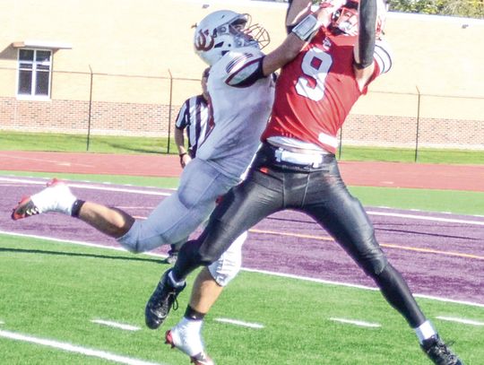 Sandy Creek crushes Amherst Broncos 84-18
