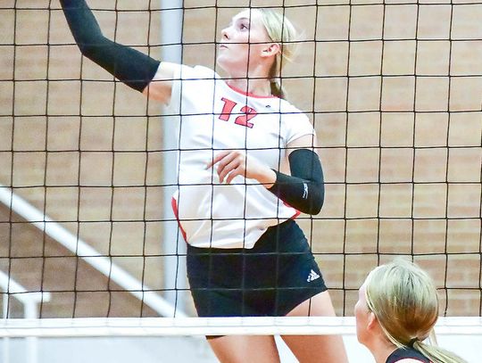Sandy Creek sweeps Meridian, Blue Hill to start the 2025 volleyball season