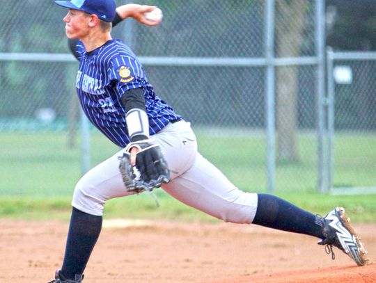 South Central Juniors sweep Lincoln Stratojets Saturday