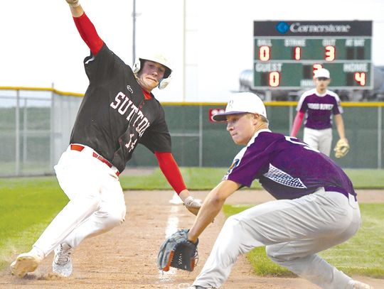 Sutton Seniors clobber SOS, Wood River to move to 6-4