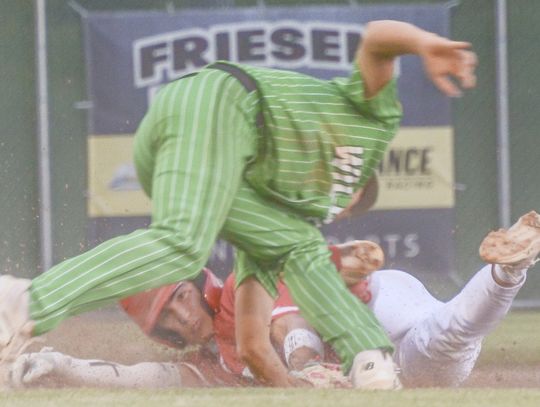 Sutton Seniors cruise past D-T, Wilber, stand at 12-8
