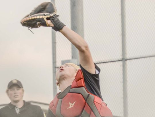 Sutton Seniors cruise past Twin River 7-1