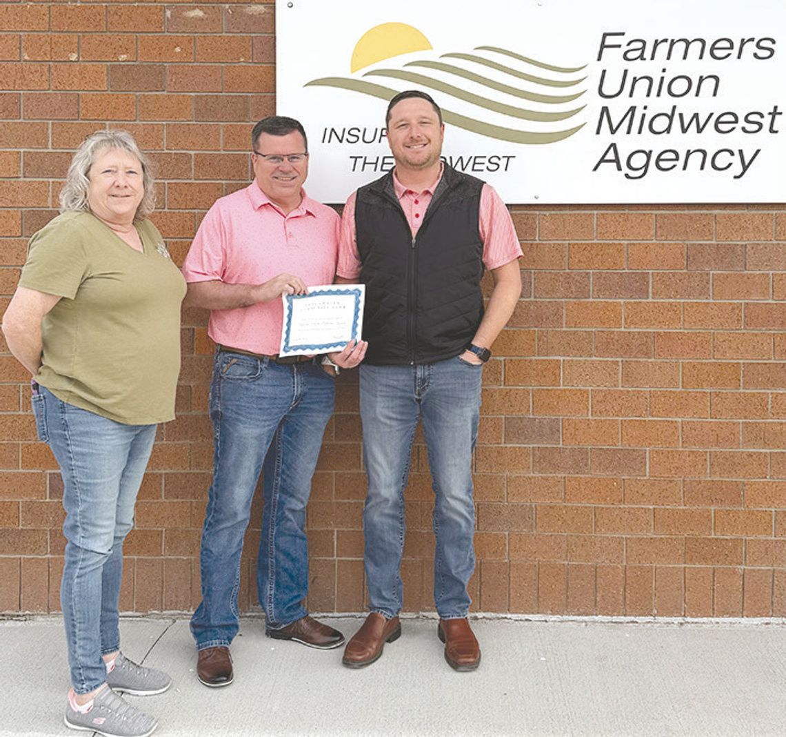 Clay Center Community Club welcomes Farmers Union Midwest Agency to area