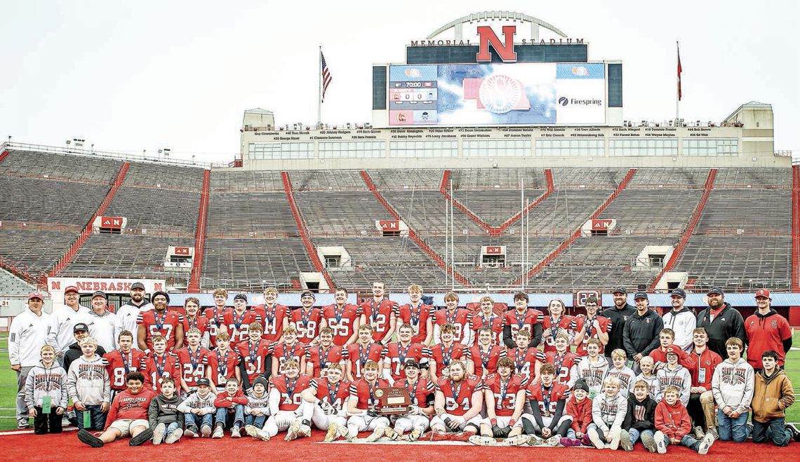 Cougars earn 2nd straight D-1 title