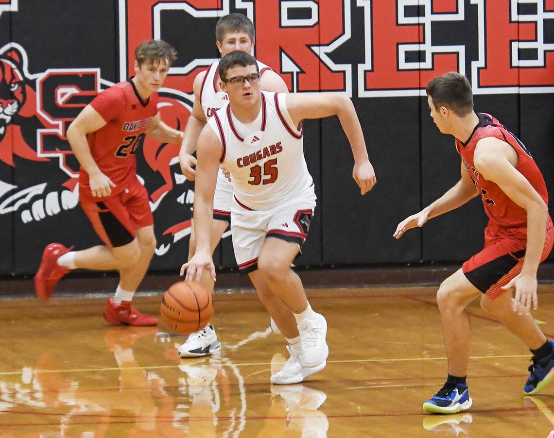 Cougars throttle Eagles, Scouts to open 25-26 season Cougars throttle Eagles, Scouts to open 25-26 season