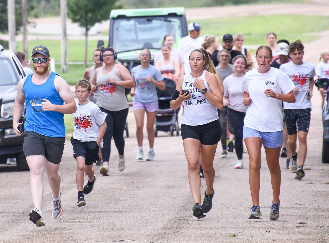 Deweese hosts first-ever color run