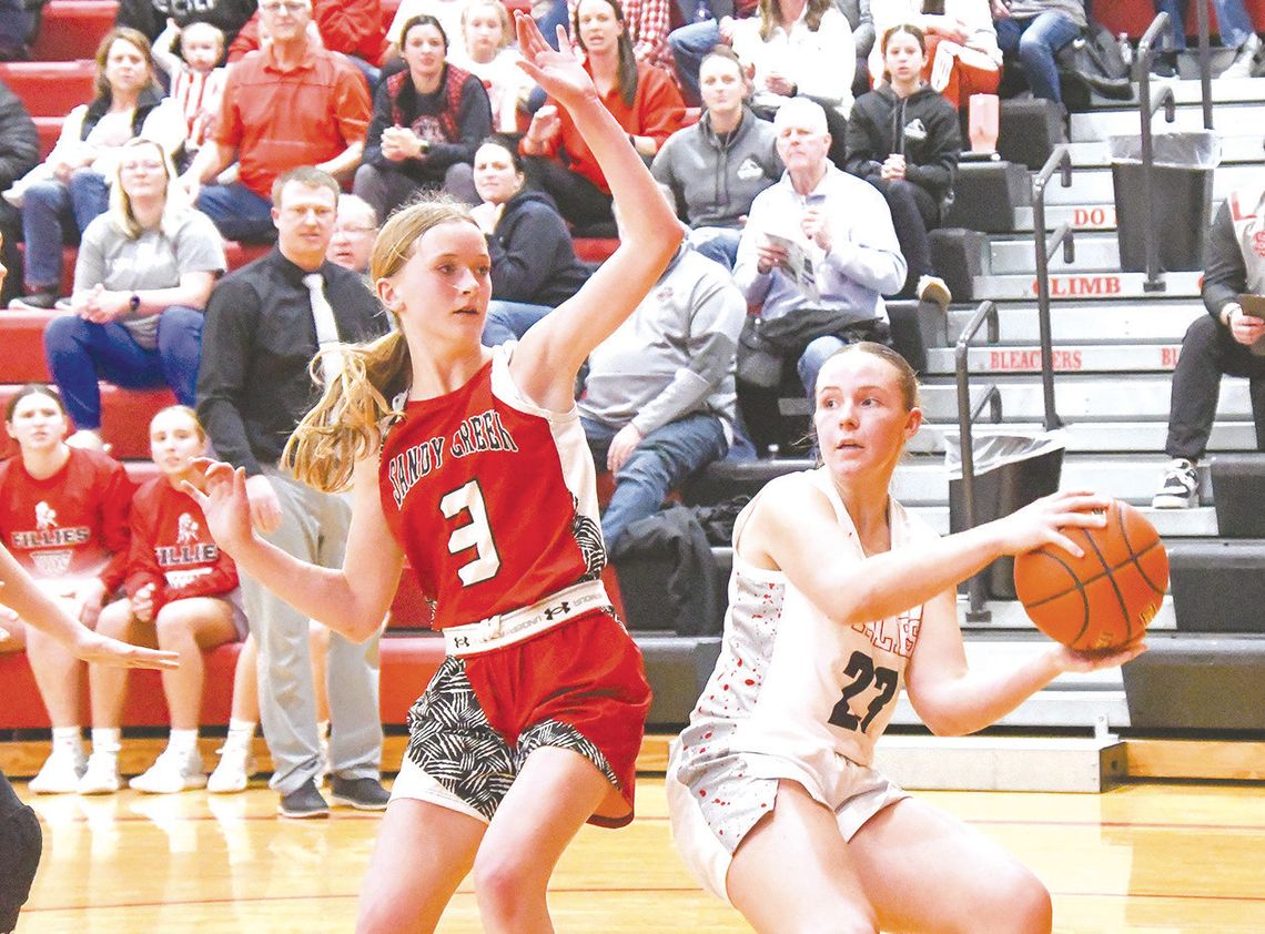 Fillies come-from-behind to trip Sandy Creek’s girls 45-42