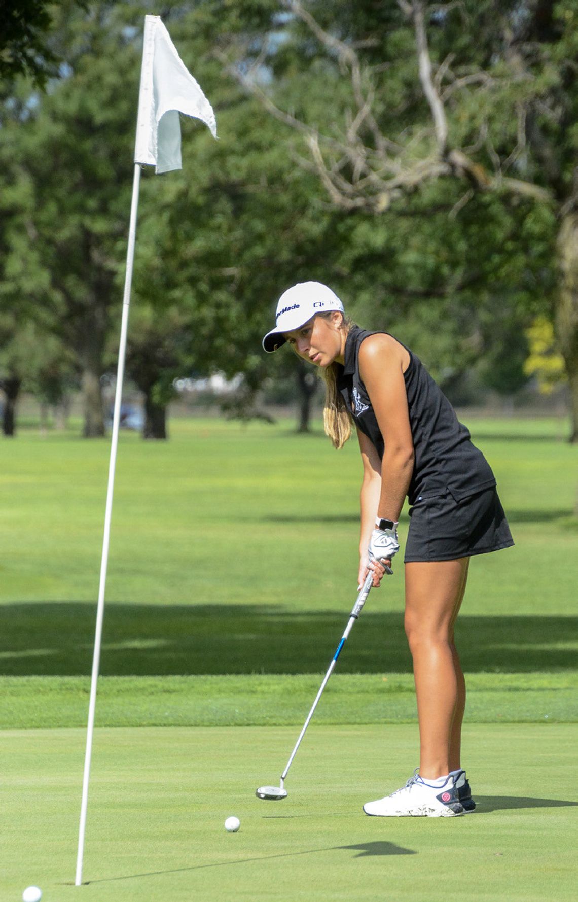 Fillies golf 4th at D-T invite