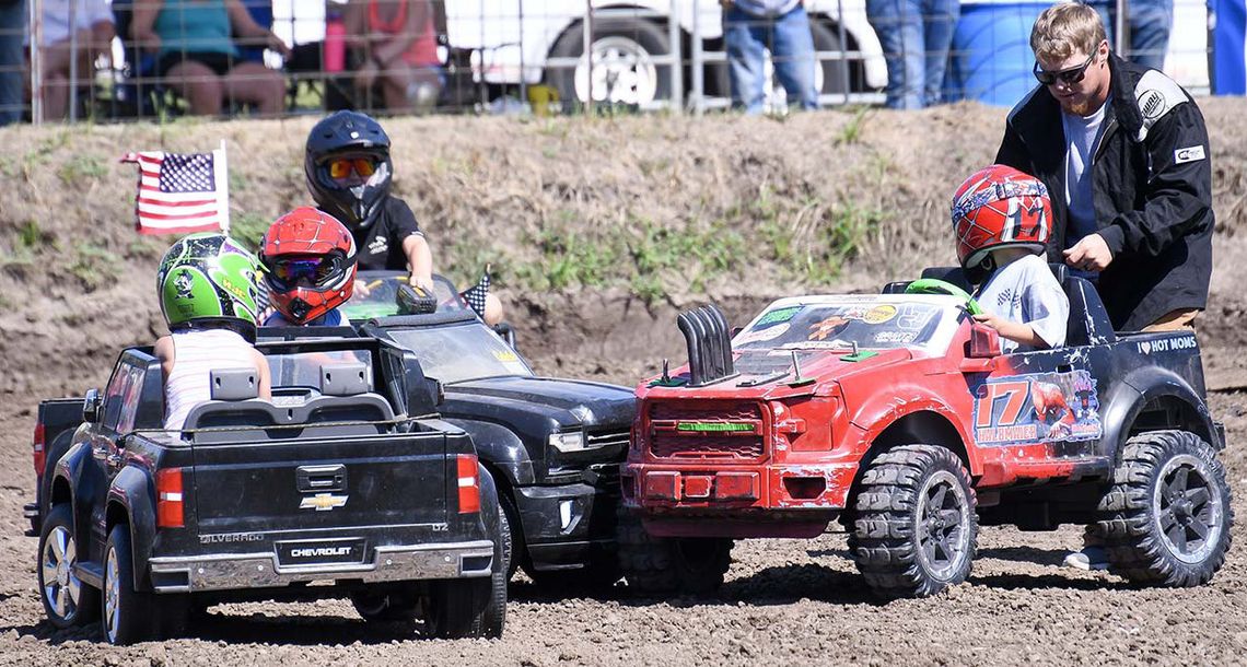 Forty-nine take part in the 48th Keith Hansen Demo Derby