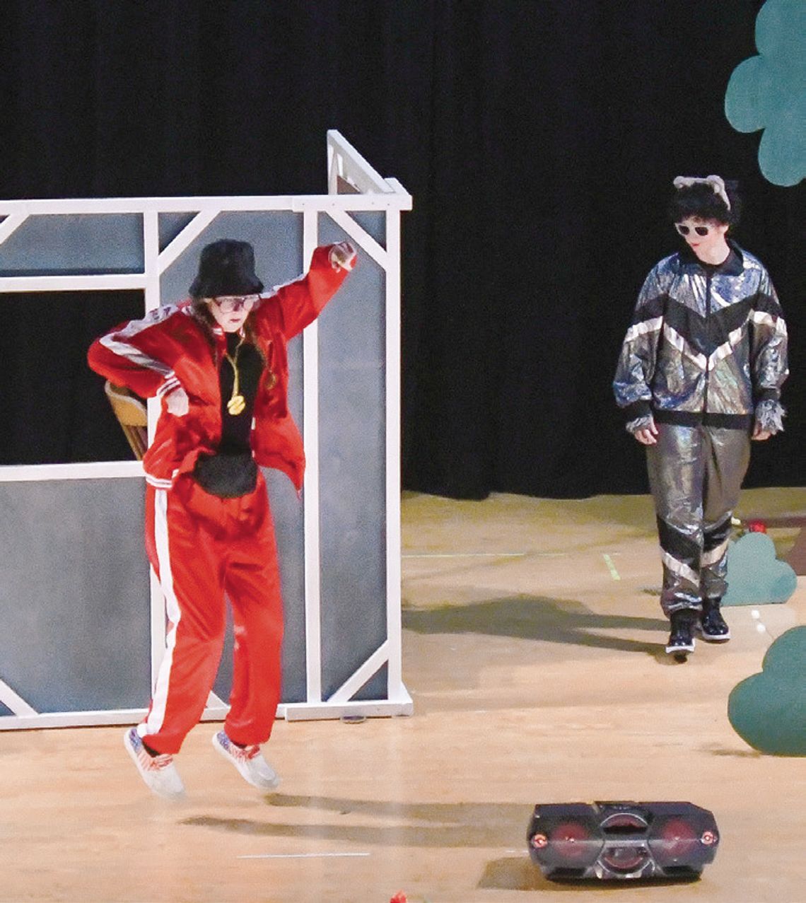 Harvard, Sutton perform at conference Tuesday