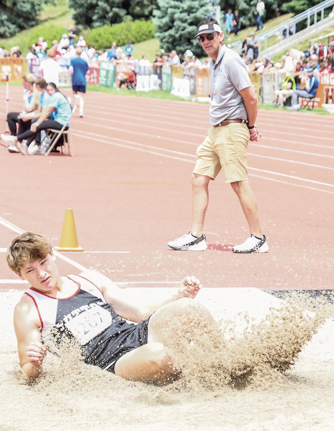 Huxoll is 6th in Class C long jump, finishes 7th in triple jump Huxoll is 6th in Class C long jump, finishes 7th in triple jump