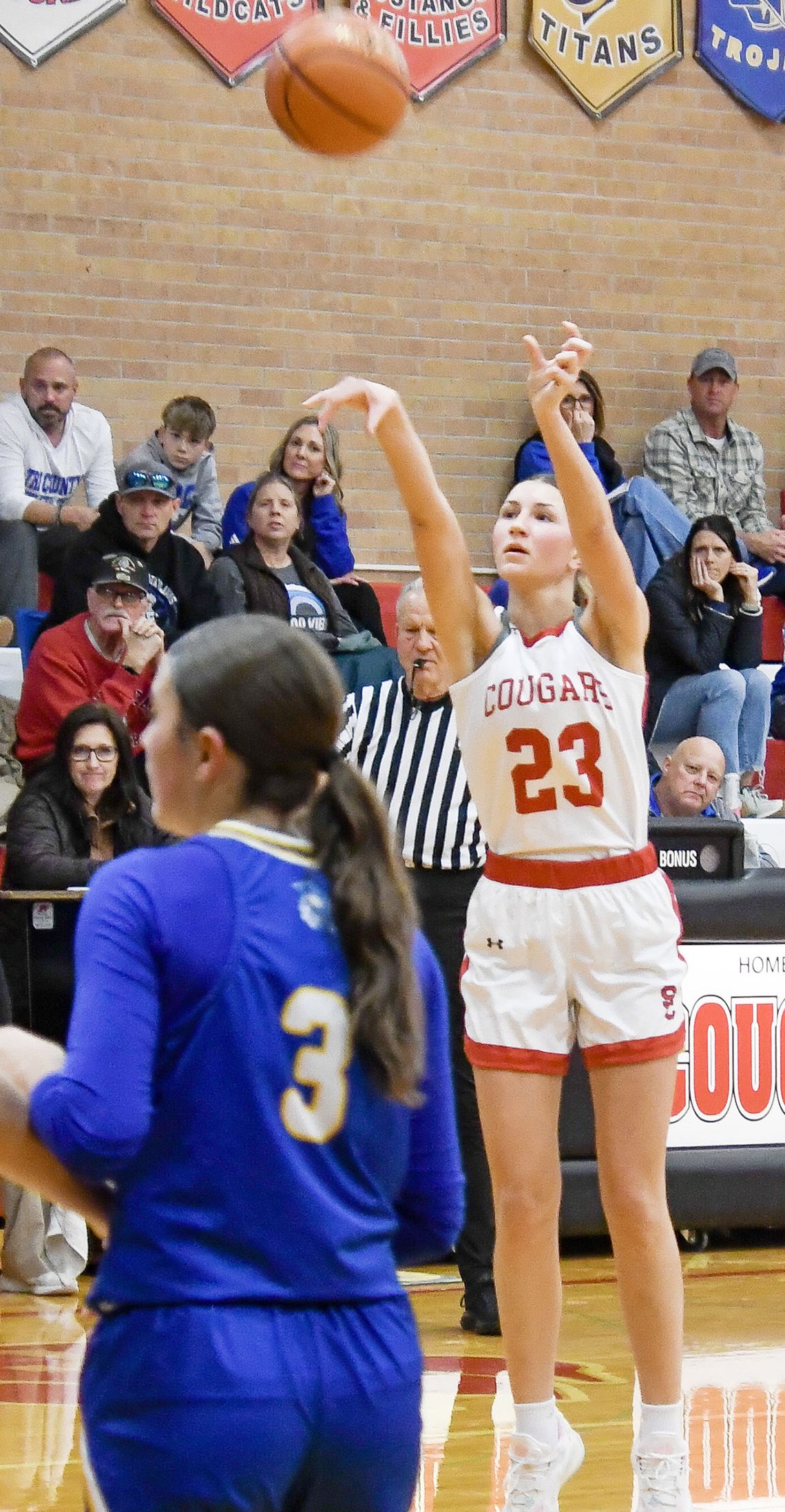 SC girls improve to 4-0 with wins at Centennial and over Tri County