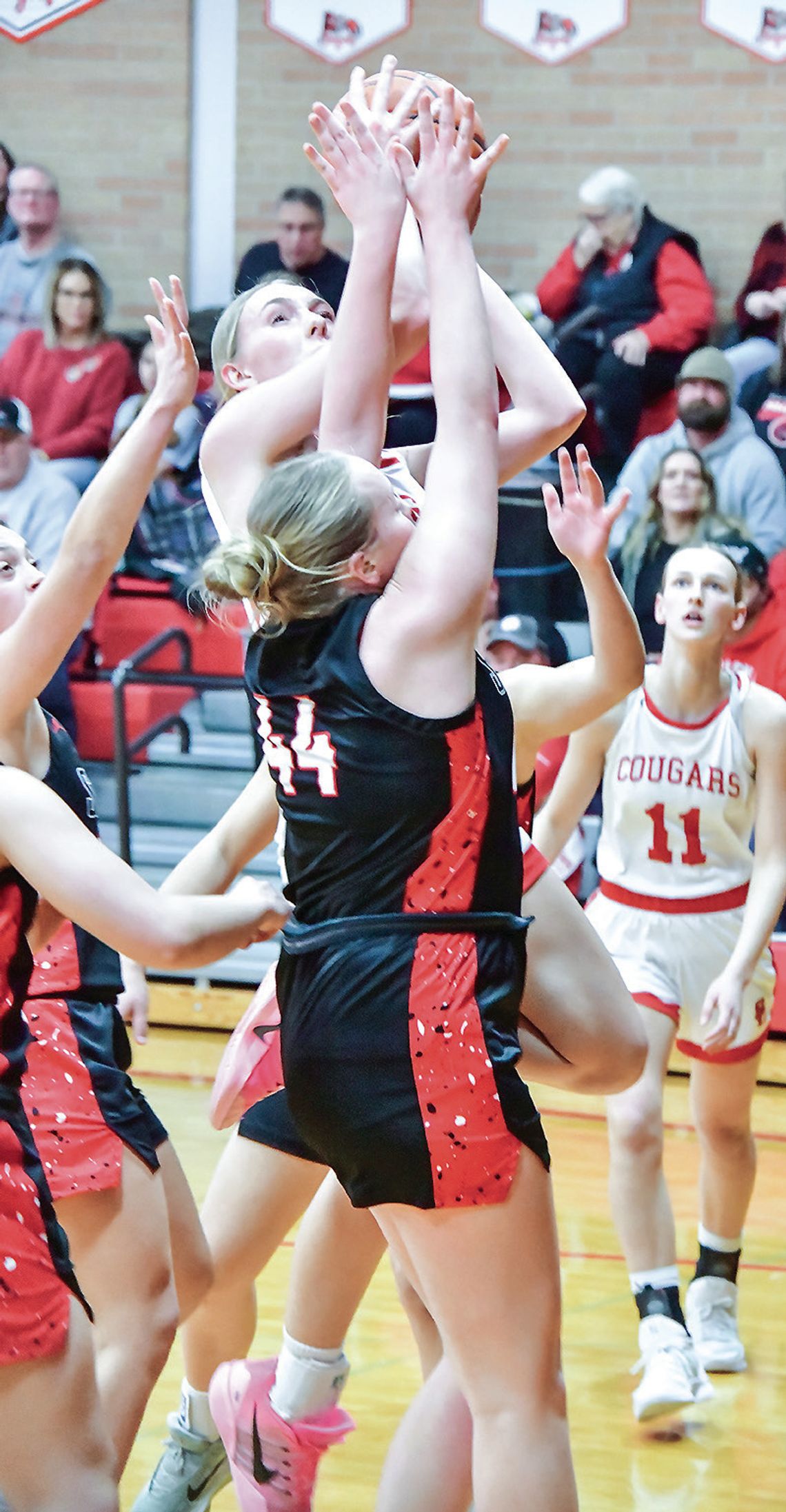 SC girls outscore Fillies 37-20 in 2nd half to win county battle