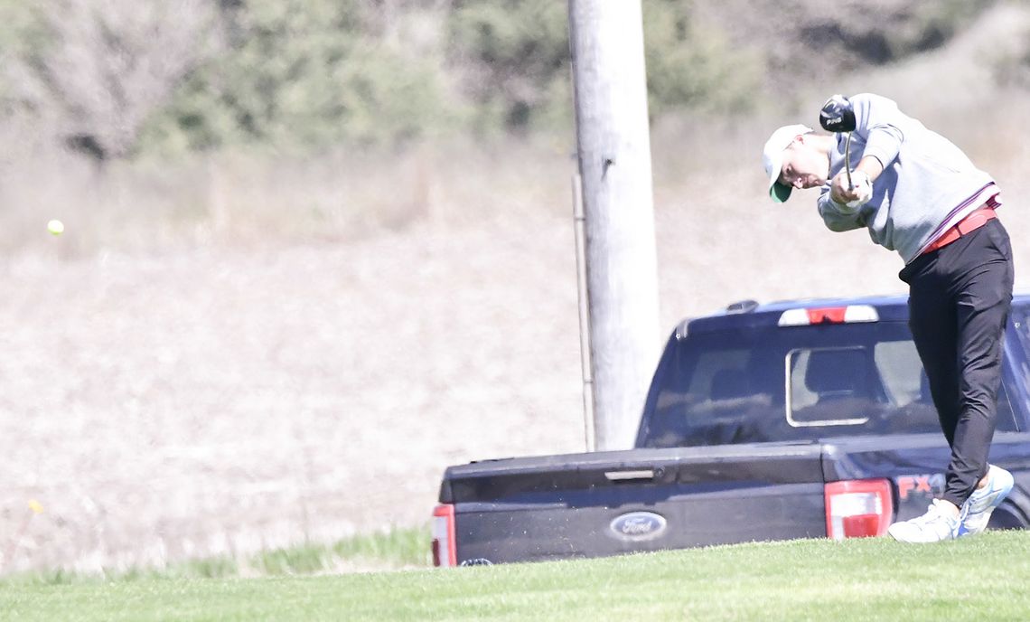 Sutton Golf defeats Deshler in quadrangular action by 13 strokes